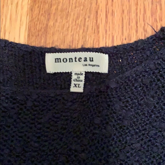 sweater - Picture 2 of 3